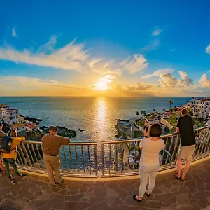  Apartamento La Mar 2 Bed 2 Bath In Sought After Position Free Wifi
